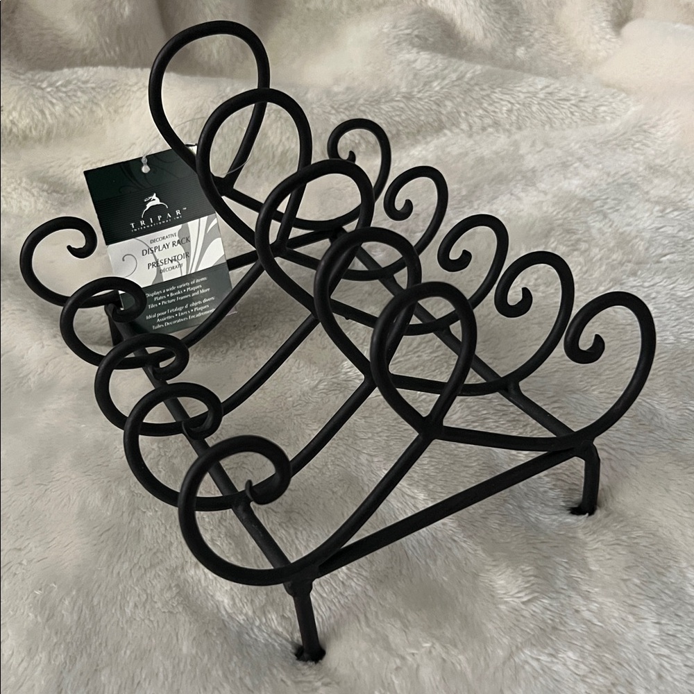 NWT 🖤 TRIPAR BALDWIN WROUGHT IRON 4-SLOT PLATE BOOK PIC FRAME DISPLAY RACK STAND